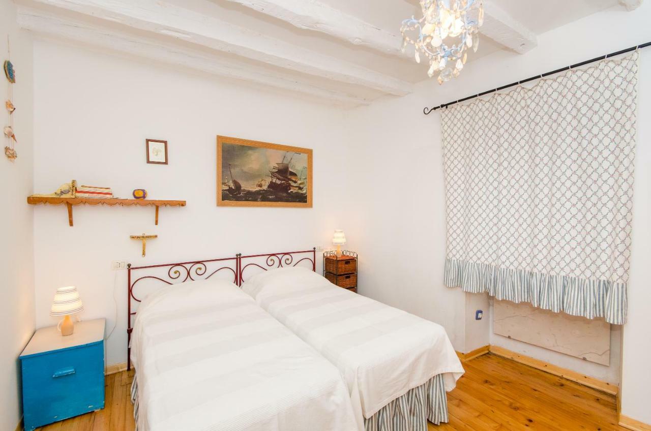 Апартаменты Casa Paola Ровинь Экстерьер фото
